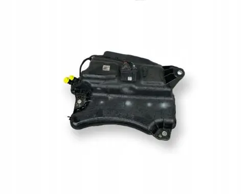 Skoda Octavia Mk3 (5E) AdBlue liquid reservoir 5q0131877F