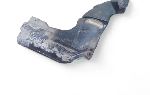 Volkswagen Transporter - Caravelle T4 Fuel tank bottom protection 701253233