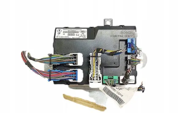 Ford Fiesta Comfort/convenience module 8V5115K600CJ