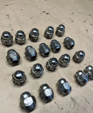 KIA Carens III Nuts/bolts 
