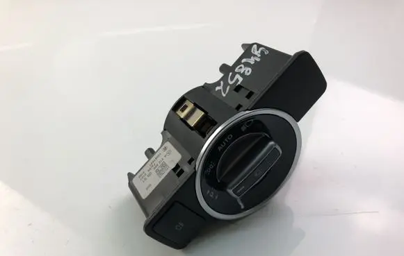 Mercedes-Benz A W176 Light switch A2129050551
