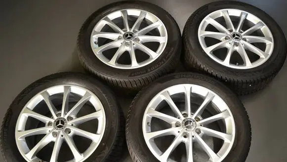 Mercedes-Benz CLA C118 X118 R17 alloy rim A1774010300