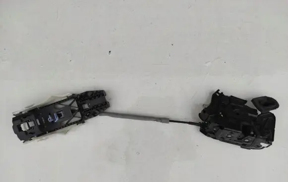 Skoda Fabia Mk3 (NJ) Loading door lock 6V0839016A