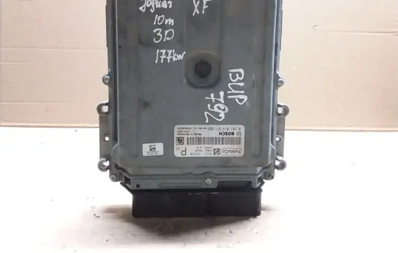 Jaguar XF X250 Engine control unit/module 9X2Q12A650 EQ9GEA0105 0281014671