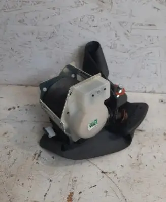 KIA Ceed Rear seatbelt 898101H000