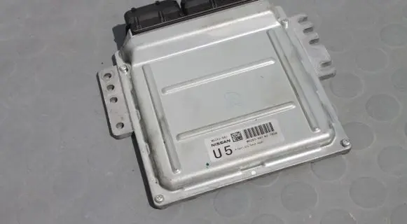 Nissan Murano Z50 Engine control unit/module MEC63681