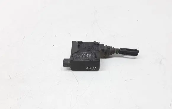 Audi A8 S8 D2 4D Central locking motor 4A5962115