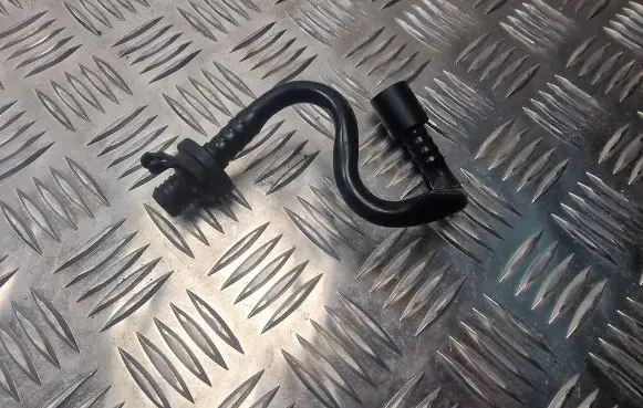 Volkswagen Polo V 6R Vacuum line/pipe/hose 1K0612071G