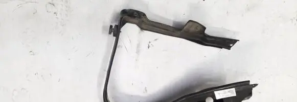 Mercedes-Benz R W251 Radiator support slam panel bracket A2516200191