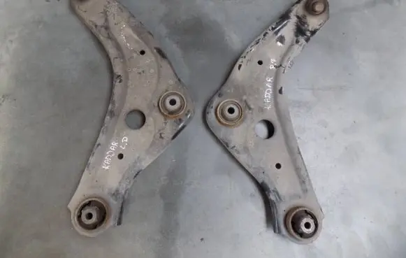 Renault Kadjar Front upper control arm/wishbone 