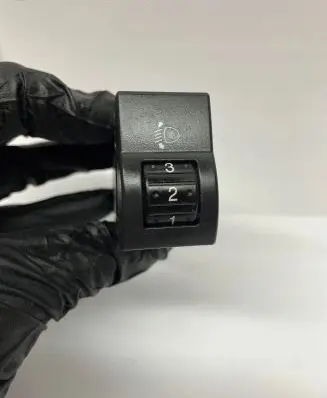 Mazda 3 I Headlight level height control switch 04057810