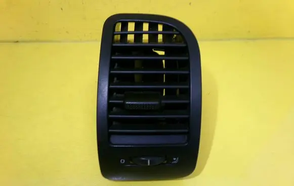 Volkswagen Polo III 6N 6N2 6NF Dashboard side air vent grill/cover trim 6X1819704A