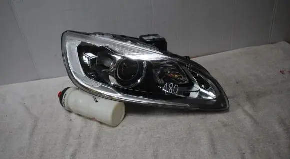 Volvo V60 Headlight/headlamp 31420262