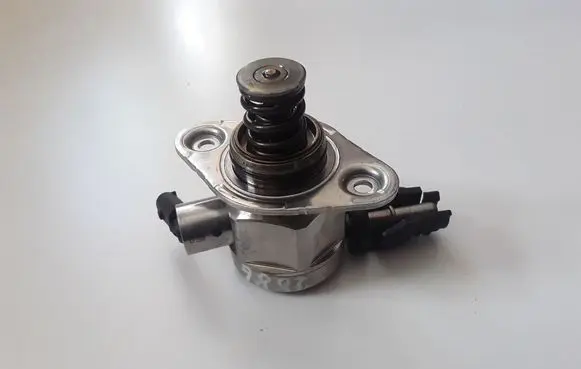 Hyundai Ioniq Fuel injection high pressure pump 3532003AC0