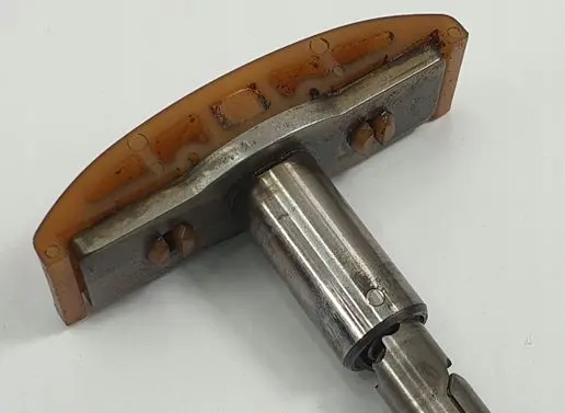 Opel Insignia A Slide rail for timing chain 