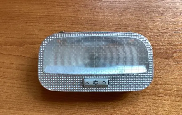 Peugeot 308 Rear seat light 9682063980