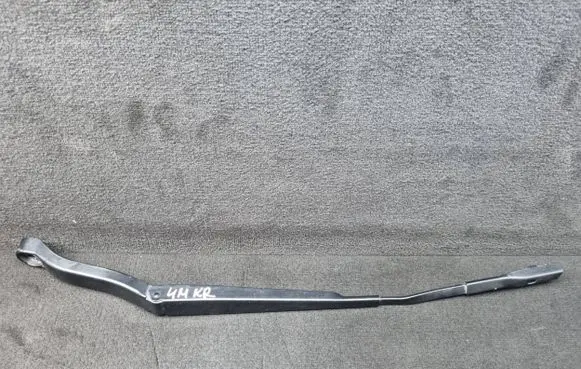 Audi Q7 4M Front wiper blade arm 4M1955407