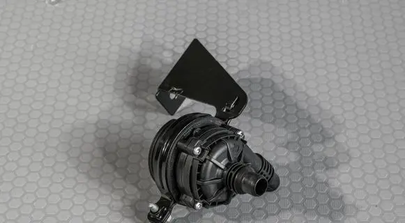 Mercedes-Benz Sprinter W907 W910 Electric auxiliary coolant/water pump A0005006300 A9078304300