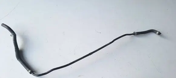 Coolant pipe/hose