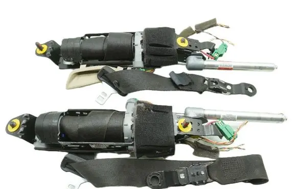Volvo XC60 Front seatbelt