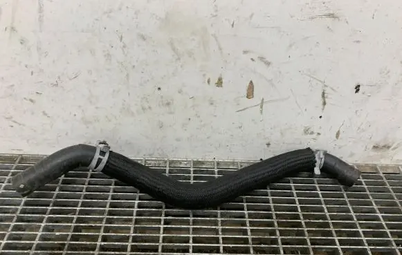 Chrysler Pacifica Engine coolant pipe/hose