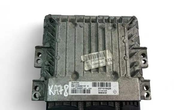 Renault Kangoo II Engine control unit/module ECU 237101942R S180067167A