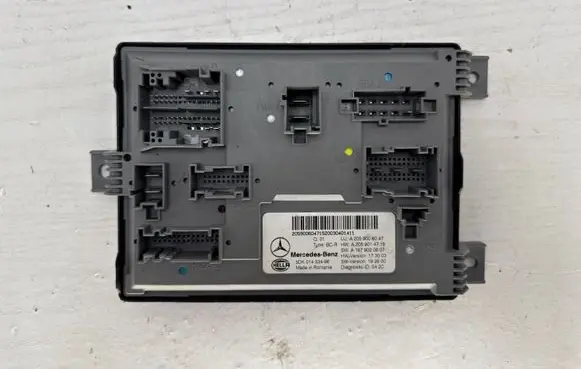 Mercedes-Benz C W205 Comfort/convenience module A2059006047 A2059014718 A1679020607