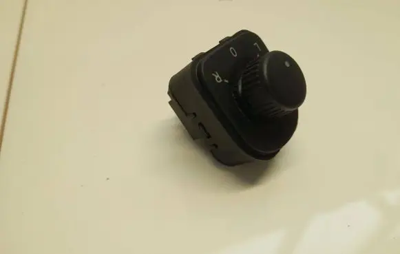 Volkswagen PASSAT B6 Wing mirror switch 1k0959565l