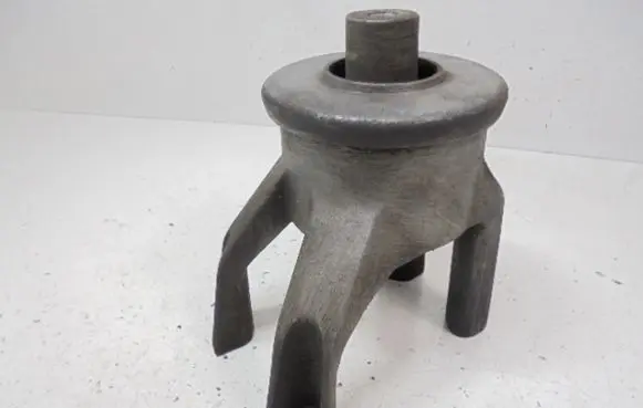 Volkswagen Transporter - Caravelle T5 Engine mounting bracket
