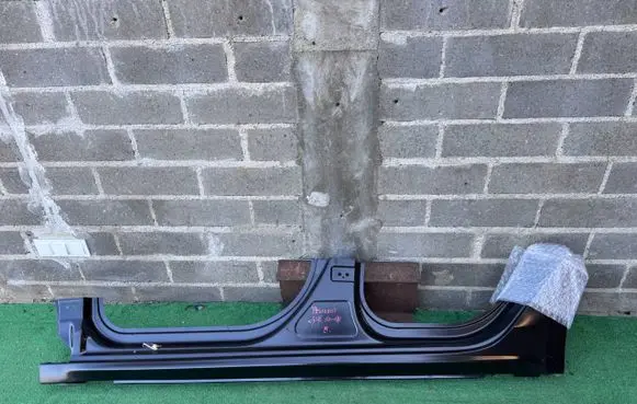 Peugeot 208 I Sill 1607253580