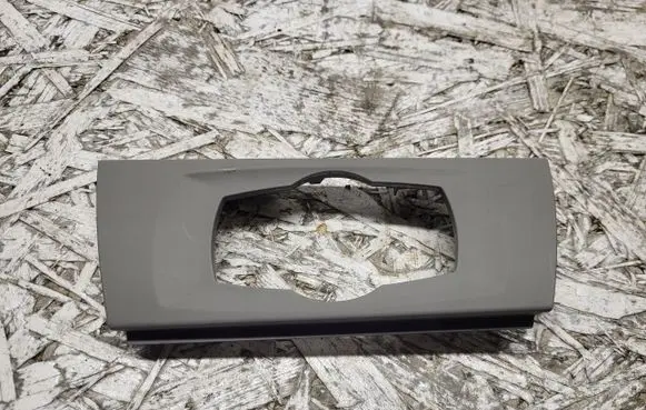 BMW 3 E90 E91 Front door trim bar ramkawiate