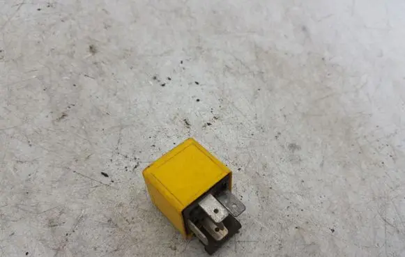 Ford Galaxy Other relay 77180 85GG11406EA V23134E4X50