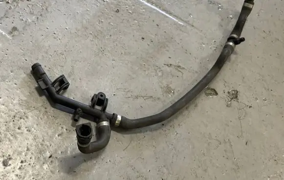 BMW 6 F12 F13 Engine coolant pipe/hose PB53754
