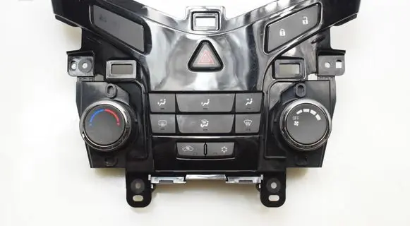 Chevrolet Cruze II Air conditioner control unit module 3839278