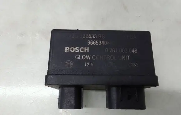 Citroen C5 Glow plug pre-heat relay 0281003048
