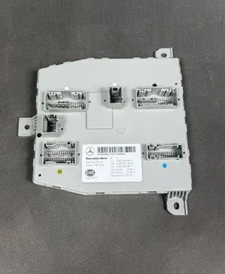 Mercedes-Benz C W205 SAM control unit A2059006921 A2229025811 A2059006330
