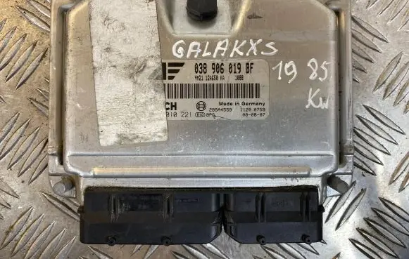 Ford Galaxy Engine control unit/module 038906019BF 28SA4559 YM2112A650KA