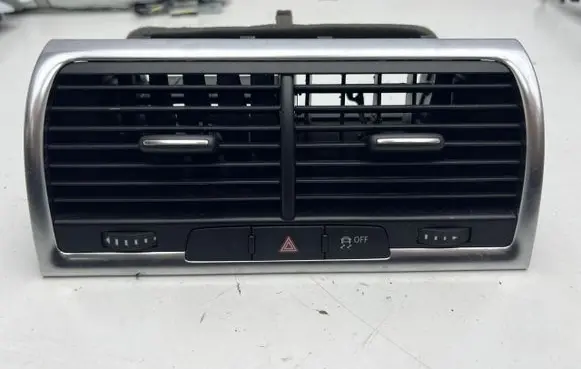 Audi Q2 - Climate control unit 4L0820951