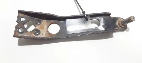 Opel Astra G Engine mounting bracket