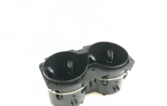 Cup holder front