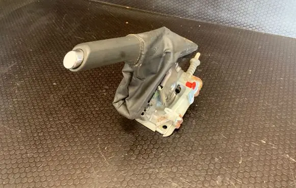 Opel Astra H Handbrake/parking brake lever assembly 13122454 M1104