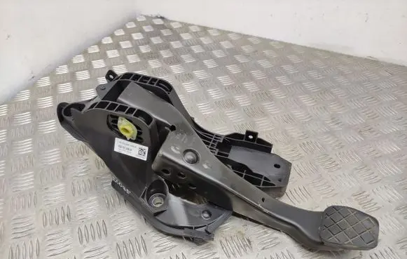 Volkswagen PASSAT B8 Brake pedal 5Q2721058AP