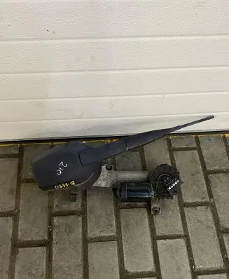 Mercedes-Benz E W210 Front wiper linkage and motor 3391098329 E1110