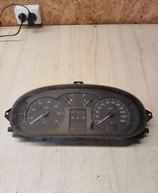 Renault Megane I Speedometer (instrument cluster) 09043080096