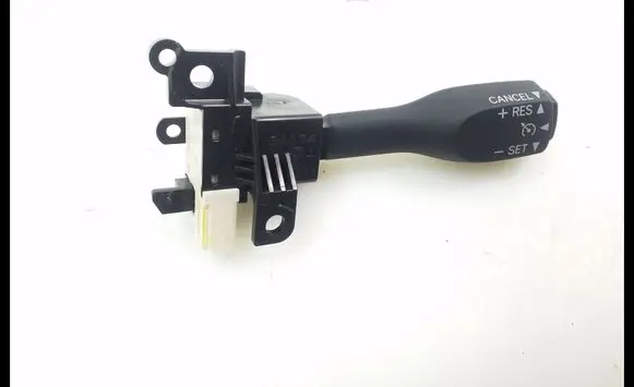 Toyota Avensis T270 Cruise control stalk 8463205010