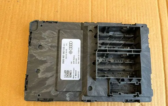 Audi Q5 SQ5 Comfort/convenience module 8W0907063CG F005V01927 8W0907063BG