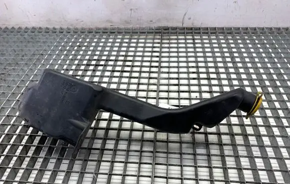 Opel Zafira B Windshield washer fluid reservoir/tank 13145448