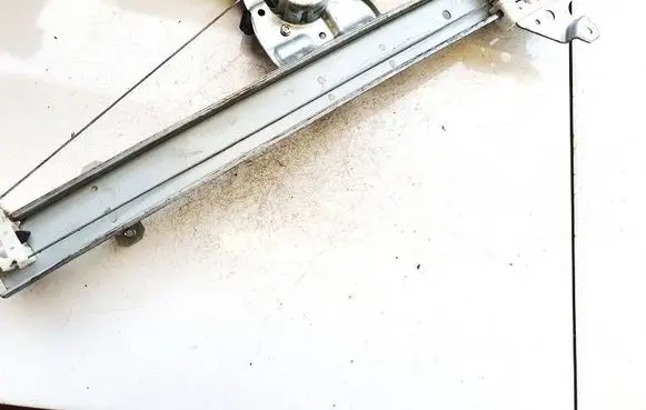 Nissan Leaf I (ZE0) Sliding door window regulator with motor 