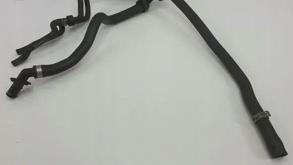 Mercedes-Benz E W211 Engine coolant pipe/hose A2118301196