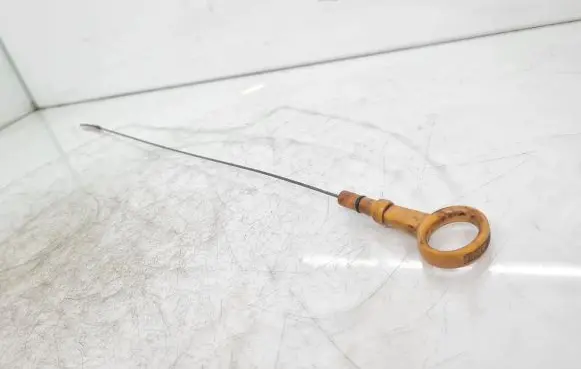 Oil level dip stick